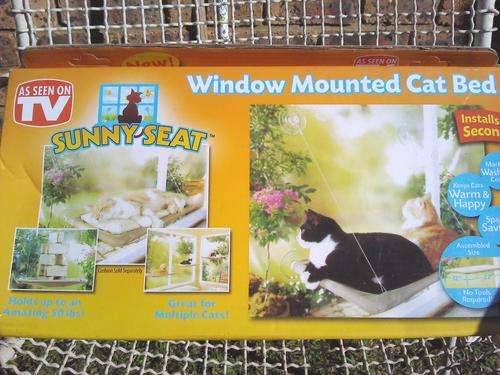 SUNNY SEAT WINDOW MOUNTED CAT BED/SEAT,ONLY 1 AVAILABLE