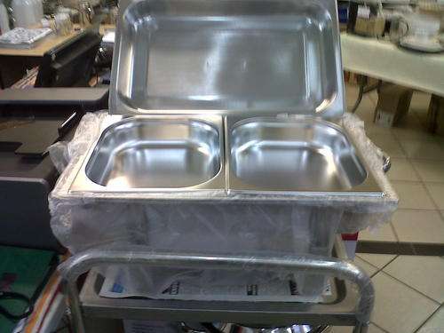 CHAFFING DISH 2 INSERTS