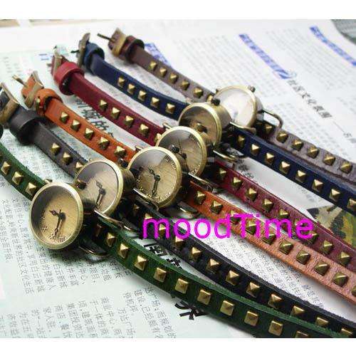 Roman Numerals Vintage Muti-Wrap Strap Woman's Quartz Wrist Watch - Green