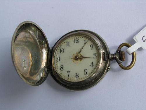 SILVER Ladies Pocket Watch ------ R1 No Reserve