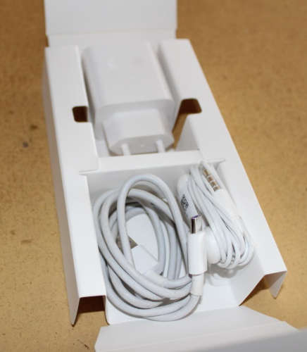 Huawei P10 64GB Dazzling Blue - Free Courier Delivery!