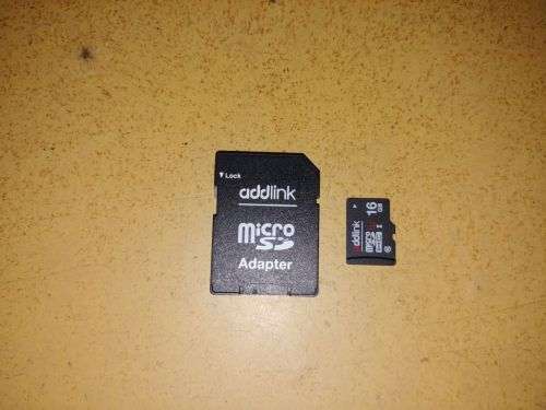 Canon 1000D DSLR Bundle - Free Courier Delivery!