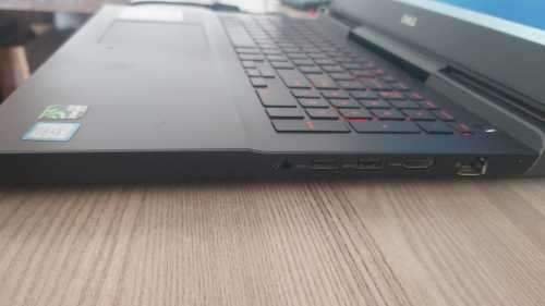 Dell Inspiron 15 7000 Gaming Laptop