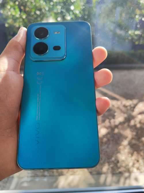Vivo V25 Smartphone (256gb Storage, 16gb RAM, OIS camera, Color Changing back!!!)