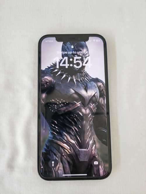 Pre-Owned iPhone 12 -Black-