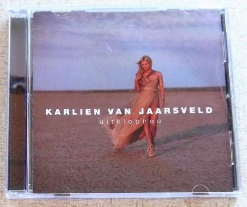 KARLIEN VAN JAARSVELD UItklophou