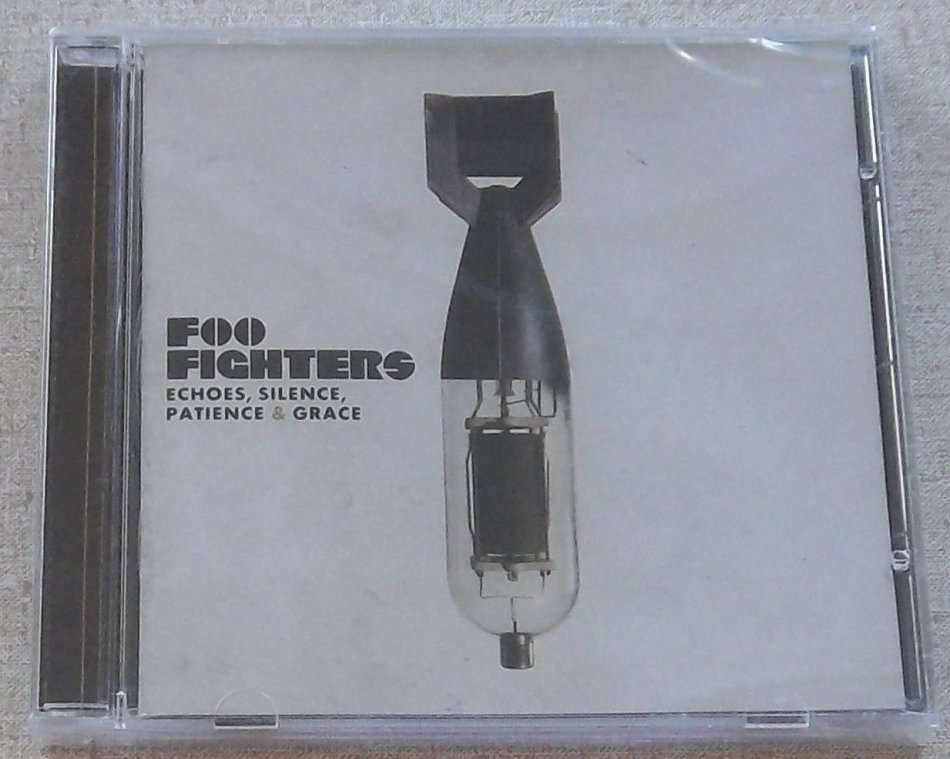 FOO FIGHTERS Echoes Silence Patience & Grace South African Issue