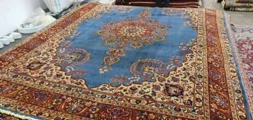 Stock Clearance Sale!!! Persian Carpet (390cm x 290cm)