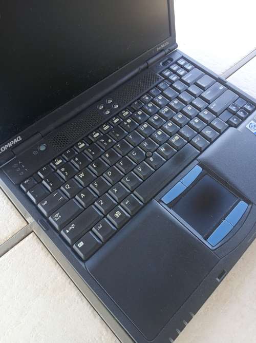 HP Compaq Evo Laptop N610c with Original HP Power Supply