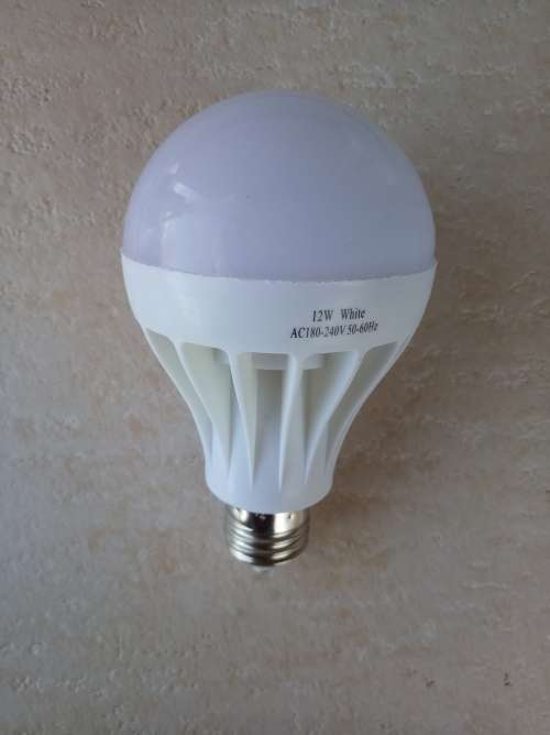 12w LED E27 Screw Type Bulb- ONE BID FOR 2