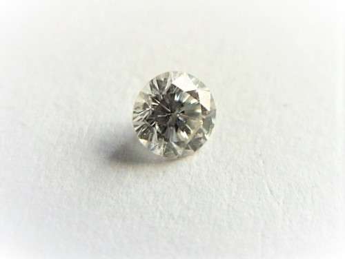 *1 x 0.10 ct Round Brilliant Natural Diamond*