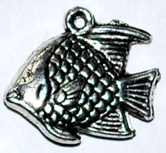 Silver fish charms 19mm x 16mm (2pcs)
