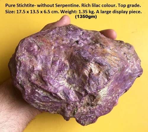 Pure Stichtite. Rich colour. Weight=1350gm (+-6750ct). Looks similar to Sugilite