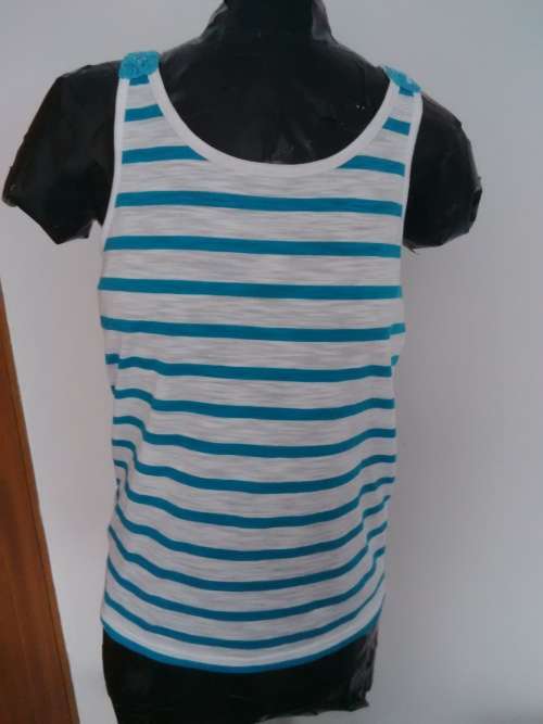 SALE !!!!!      NICE CROCHET RACERBACK SIZE 10