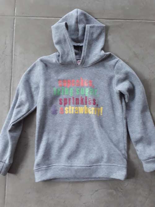GIRLS HOODIE 10-11 YEARS