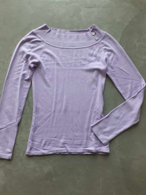 KNITWEAR TOP SIZE MED