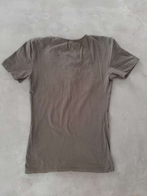 OLIVE GREEN T-SHIRT SIZE SMALL