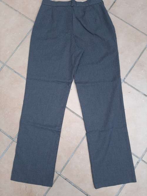 SCHOOLWEAR PANTS SIZE 32
