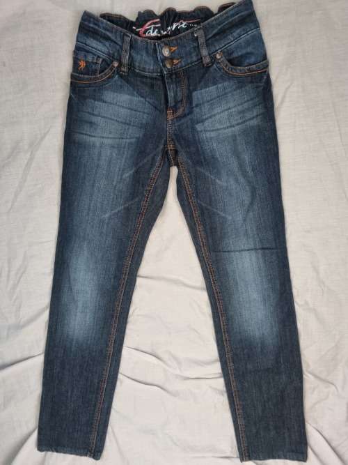 LADIES JEAN SIZE 32