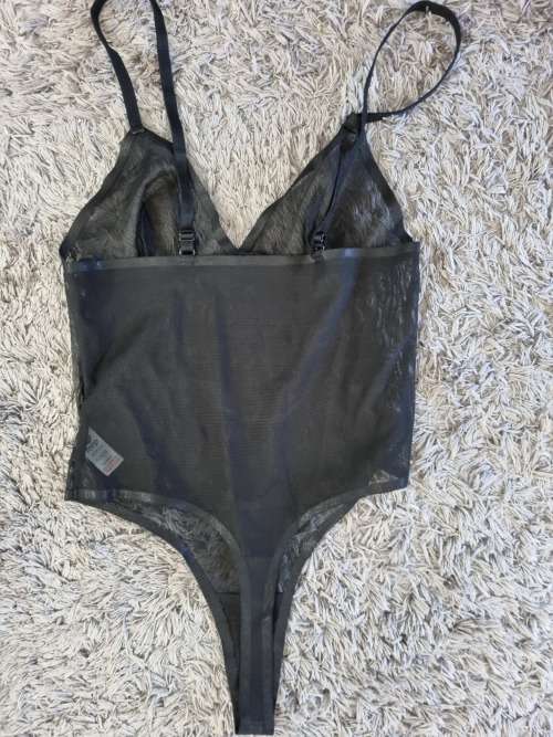 SHEER BODYSUIT SIZE SMALL