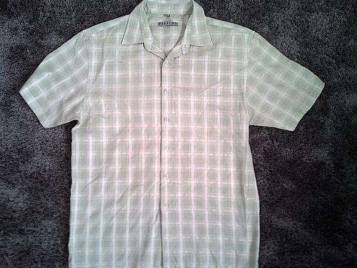 MENS SHIRT SIZE MED