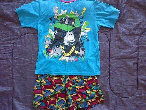 BOYS SLEEPSET SIZE 9/10 YEARS