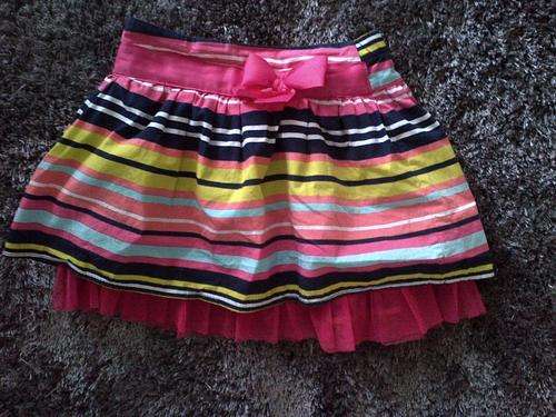 CUTE SKIRT 6/7 YEARS
