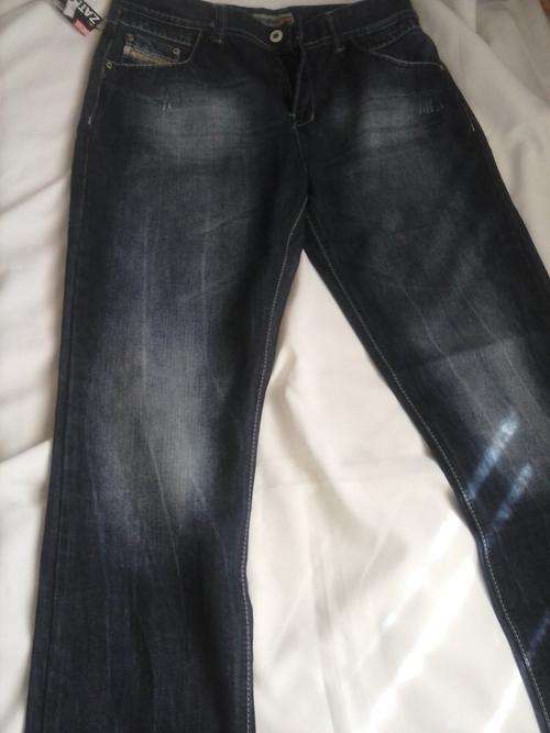 Diesel Jeans (Size 34)