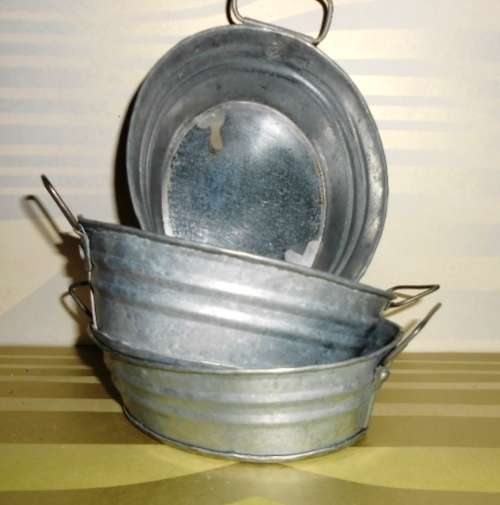 Trio of galvanised small ¿bath shaped¿ buckets