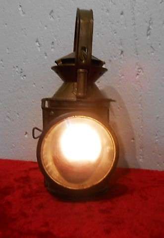 South African Railways Conductor¿s Signal Lamp
