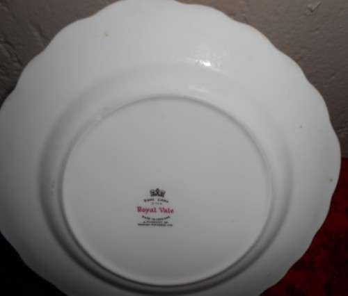 Royal Vale Bone China Side Plate Country Cottage ¿ B7