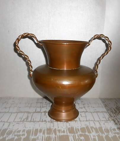 SALE: Copper Spittoon  / Wine Tasting Dump Pot