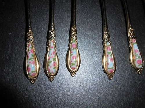 Boxed set of 6 Eetrite 24kt Gold Plated Cake forks with floral  pattern and  Decals c32