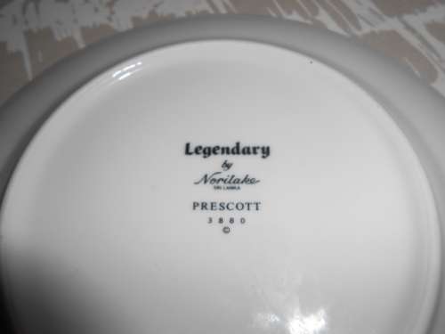 NORITAKE LEGENDARY 5x TRIO¿S & 1x DUO (PINK FLOWER SET IN BLUE BAND)