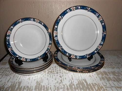 NORITAKE LEGENDARY 3 DINNER PLATES and 5 SOUP BOWL