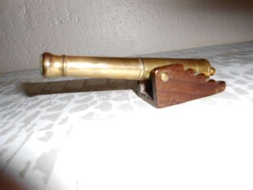 VINTAGE  MINIATURE BRASS & WOOD CANNON