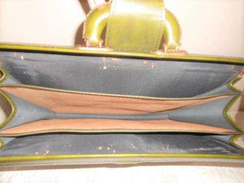 VINTAGE GREEN LEATHER BRIEFCASE