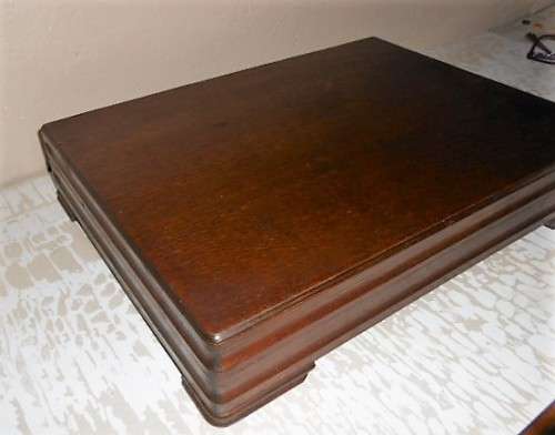 VINTAGE WOODEN CANTEEN OF CUTLERY 44 PIECES 8 GENUINE BONE HANDLE