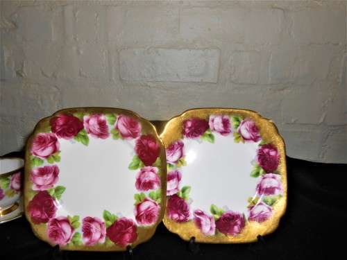 RARE ROYAL ALBERT OLD ENGLISH ROSE TEA SET 20 pieces