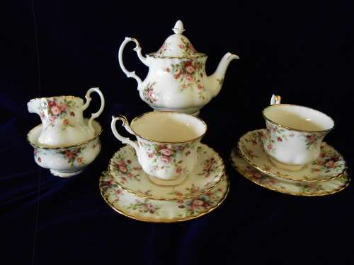Royal Albert Cottage Garden Tea for Two 10 piece Set
