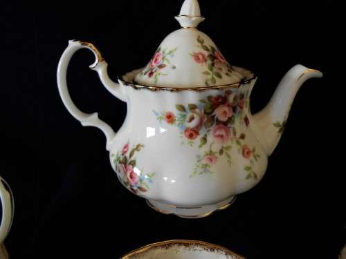 Royal Albert Cottage Garden Tea for Two 10 piece Set
