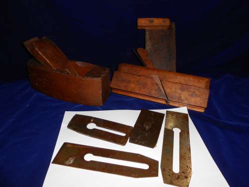 Vintage Wooden Toothing/ Veneer plane and other