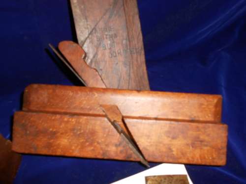 Vintage Wooden Toothing/ Veneer plane and other