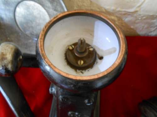 Cast Iron Table Top Westfalia GA 50 Cream Separator