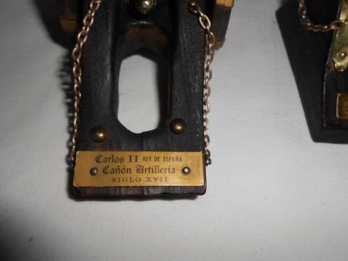 2 Spanish Replica Carlos II Replica and Dortero Plaza Siglo XVI  Canons