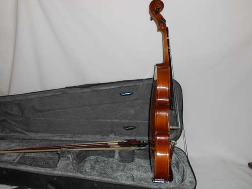 Violin with 2 bows, case and extras 60cm