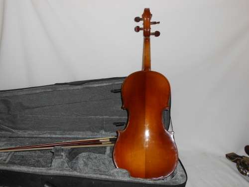 Violin with 2 bows, case and extras 60cm