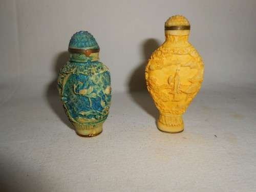 Pair of Carved Chinese snuff bottles