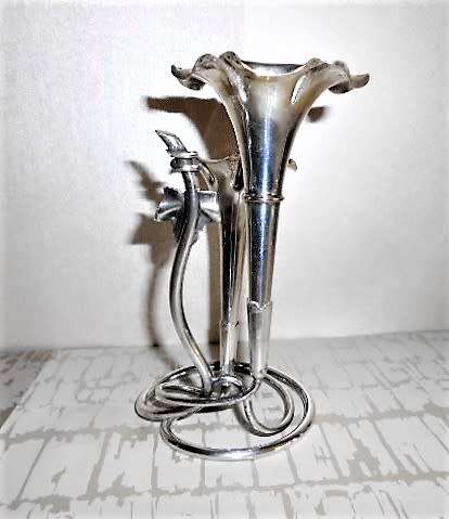 Antique Art Nouveau Silver Plated Single Trumpet Flower Epergne