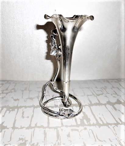 Antique Art Nouveau Silver Plated Single Trumpet Flower Epergne
